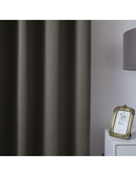 Beauty Home Κουρτίνα Blackout σκίασης με 8 κρίκους Ideal Art 8400 140x270 Καφέ Beauty Home Κουρτίνα Blackout σκίασης με 8 κρίκους Ideal Art 8400 140x270 Καφέ